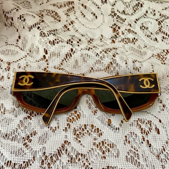 Chanel 5144 Brown Tortoise Sunglasses - Picture 6 of 13